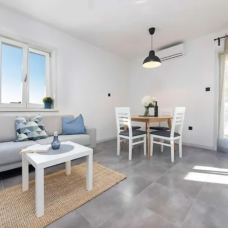 App Marina Apartment Porec