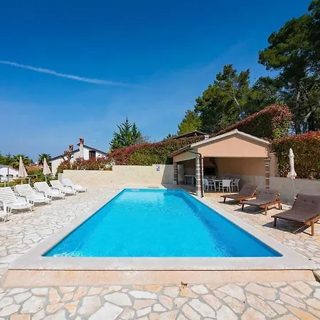 App Marina Apartment *